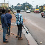 Fig. 5.   D-GPS Messungen und Survey auf den Straßen von Benin City